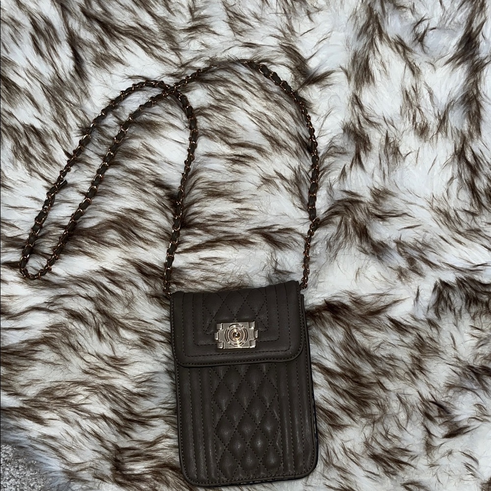 Elegant Black Quilted Crossbody Bag
